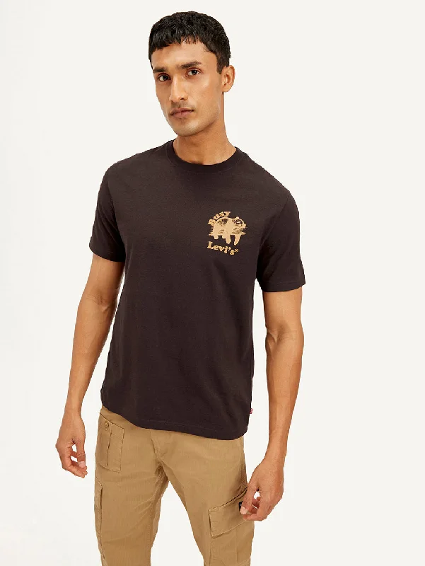 Men's Shirts with Contrast CollarsMen's Typography Crew Neck T-shirt