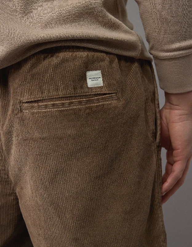 Men's Denim Jean ShortsAE Flex 7" Corduroy Lived-In Trekker Short