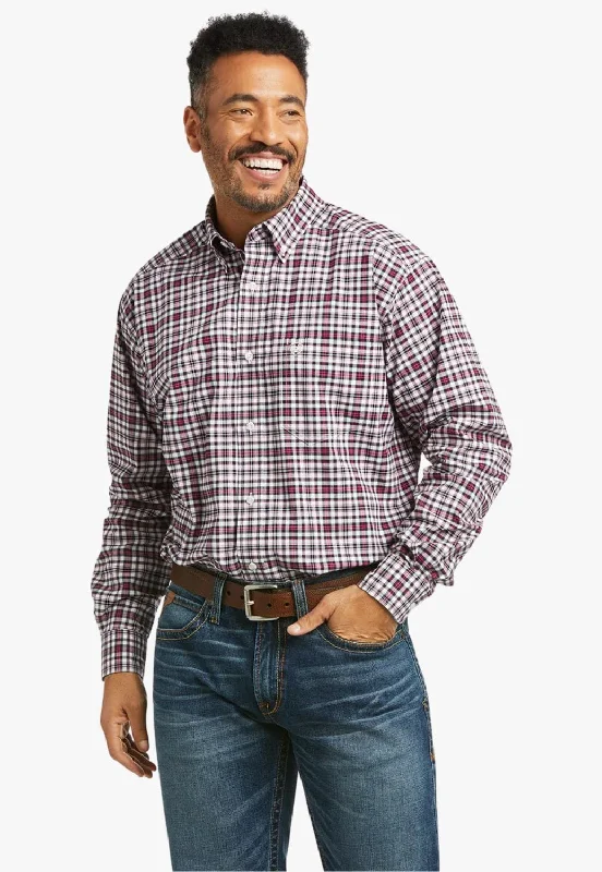 Men's Henley T-Shirts for a Casual TwistAriat Mens Long Sleeve Shirt