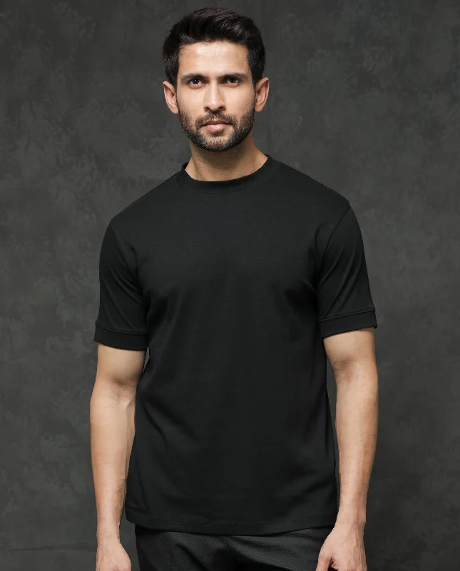 Men's Shirts with Zippered PocketsRare Rabbit Men's Mano Black Cotton Fabric Half Sleeves Solid T-Shirt Men's Shirts with Zippered PocketsRare Rabbit Men's Mano Black Cotton Fabric Half Sleeves Solid T-Shirt