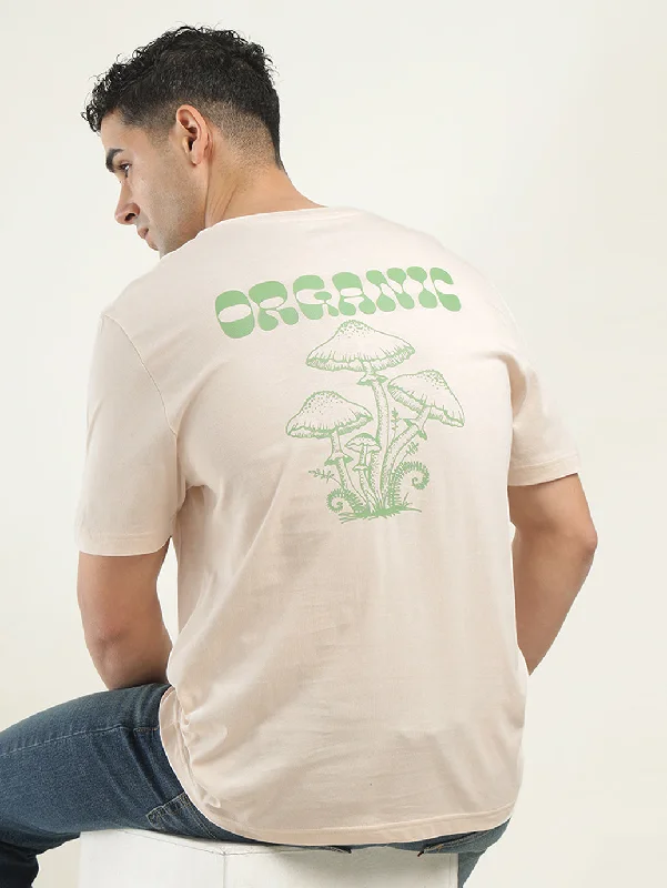 Men's Shirts with Appliqué DetailsMen's Graphic Print Crew Neck T-shirt