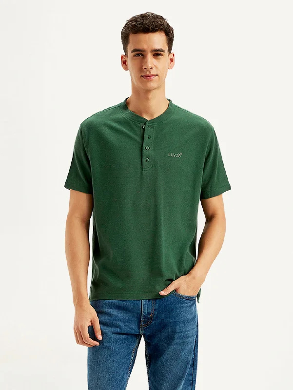 Men's Shirts with Patchwork PatternsMen's Textured Straight Fit T-Shirt