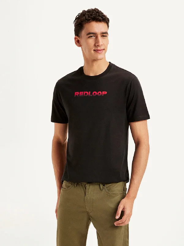 Versatile Men's Tank TopsMen's Typographic Print Slim Fit T-shirt