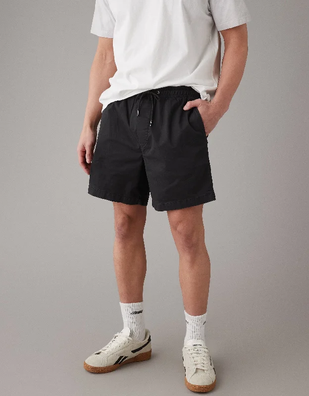 Flexible Men's Yoga ShortsAE Flex 7" Lived-In Trekker Short