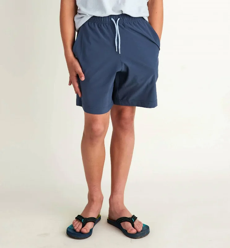 All-Around Men's Versatile Casual ShortsBoys' Breeze Short In Blue Dusk Ii