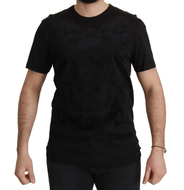 Men's Shirts with Pleated HemlinesDolce & Gabbana Elegant Baroque Crewneck Men's Tee Men's Shirts with Pleated HemlinesDolce & Gabbana Elegant Baroque Crewneck Men's Tee