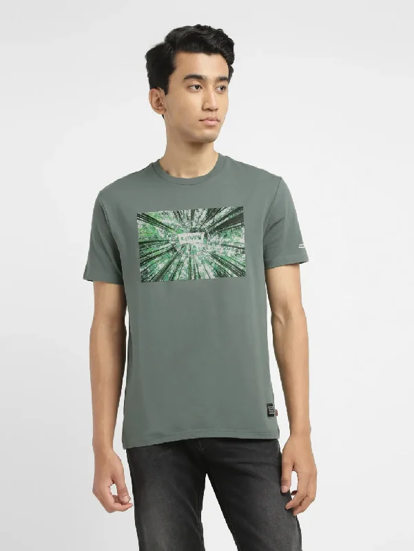 Men's Shirts with Striped PatternsMen's Graphic Slim Fit T-shirt