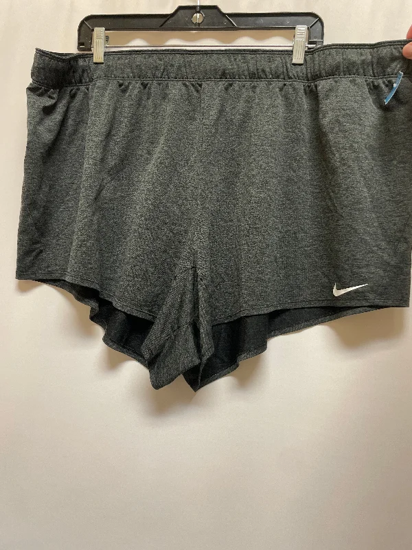 Stylish and Functional Men's Pattern ShortsAthletic Shorts By Nike  Size: 3x