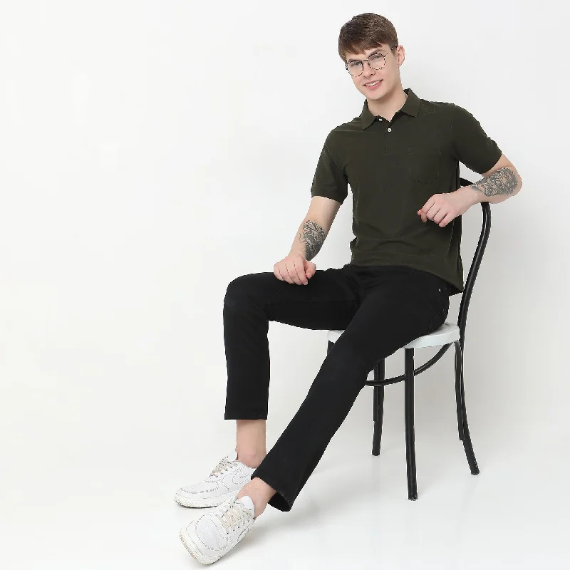 Men's Shirts with Appliqué DetailsRegular Fit Structured Polo T-Shirt