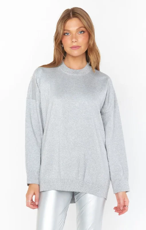 Men's Sweaters with Tapered ShapesClassic Crewneck Sweater