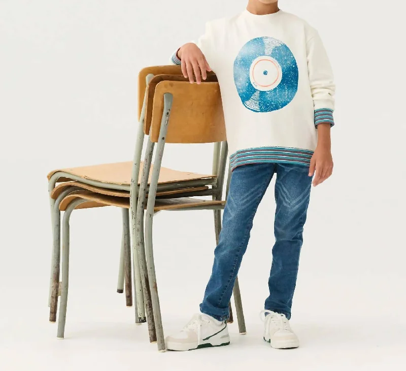 Men's Shirts with Wingtip CollarsBoys Old School Vinyl Pull Over Sweatshirt In White
