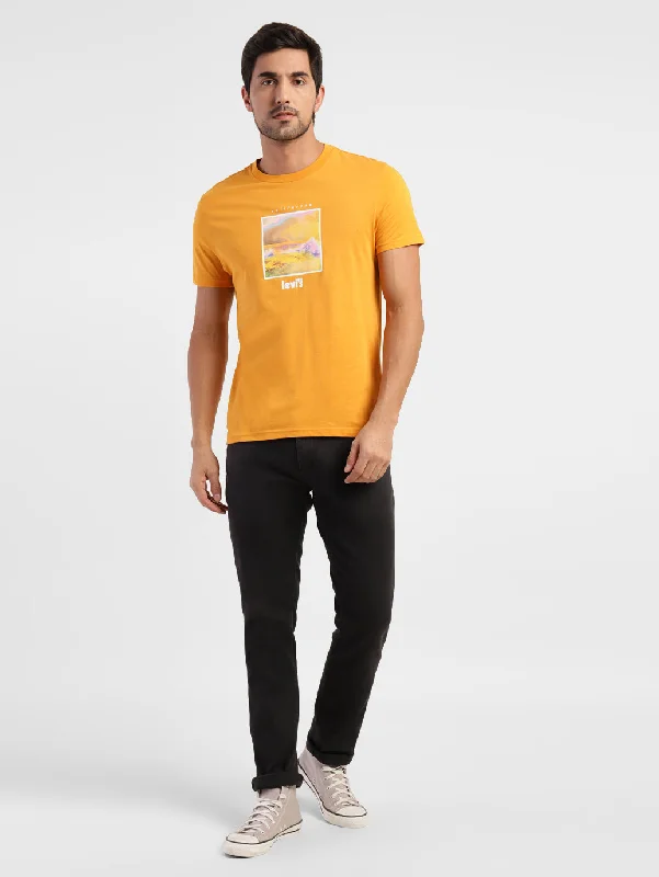 Men's Shirts with Button-Down CollarsMen's Graphic Print Regular Fit T-shirt