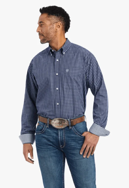 Men's Golf Shirts for On-Course StyleAriat Mens WF Immanuel Classic Long Sleeve Shirt Men's Golf Shirts for On-Course StyleAriat Mens WF Immanuel Classic Long Sleeve Shirt