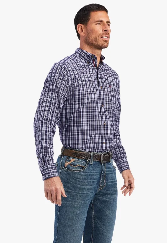 Men's Striped Long-Sleeve Shirts for a Maritime FeelAriat Mens Pro Series Noell Fitted Long Sleeve Shirt Men's Striped Long-Sleeve Shirts for a Maritime FeelAriat Mens Pro Series Noell Fitted Long Sleeve Shirt
