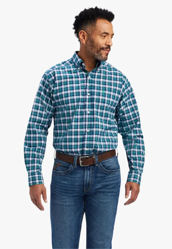 Men's Minimalist Shirts for a Clean LookAriat Mens Pro Series Brantleigh Stretch Classic Fit Long Sleeve Shirt Men's Minimalist Shirts for a Clean LookAriat Mens Pro Series Brantleigh Stretch Classic Fit Long Sleeve Shirt