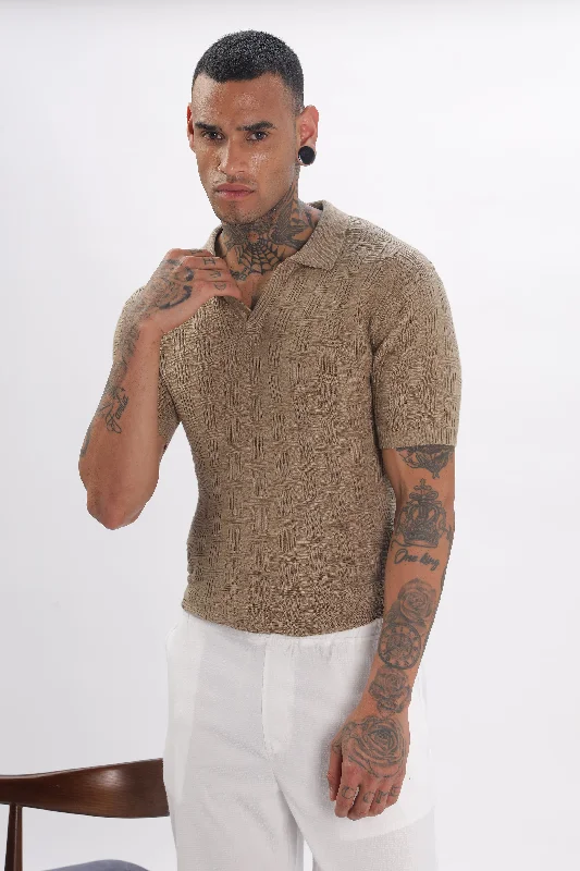 Men's Shirts for Beach OutingsUrban Grid Polo Brown T-shirt